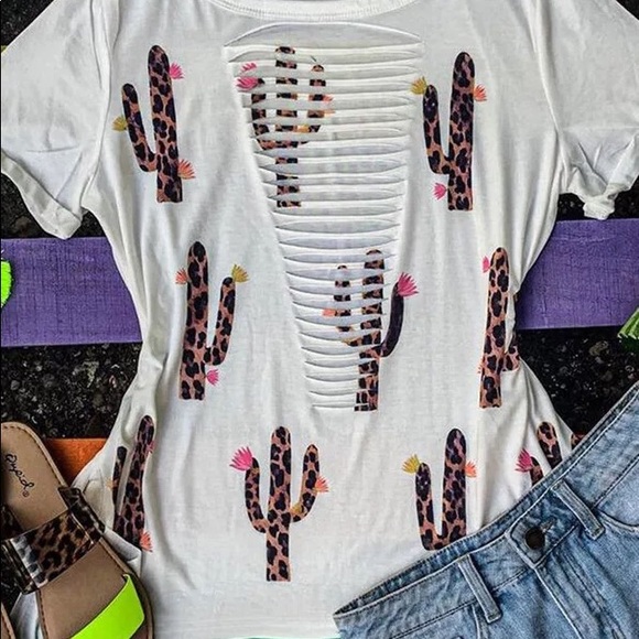 Women’s shirt - Picture 2 of 2